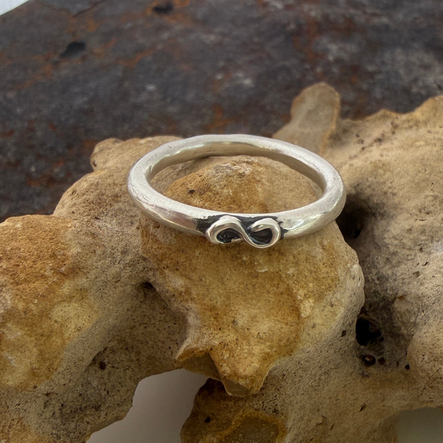 Simple sterling silver, round wire ring- Tiny Infinity