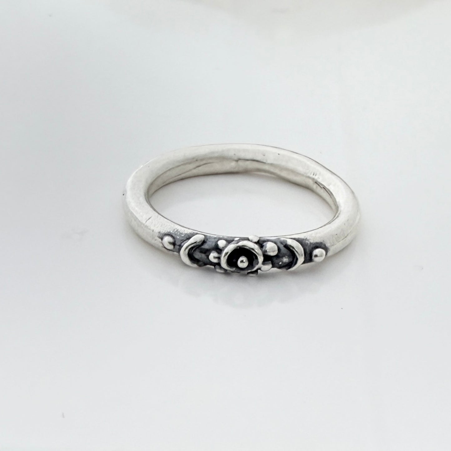 Simple sterling silver, round wire ring- Tiny Abstract Target