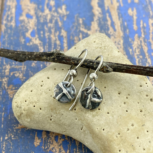 Disks with abstract lines - Sterling silver Earrings on French posts or Ear threaders